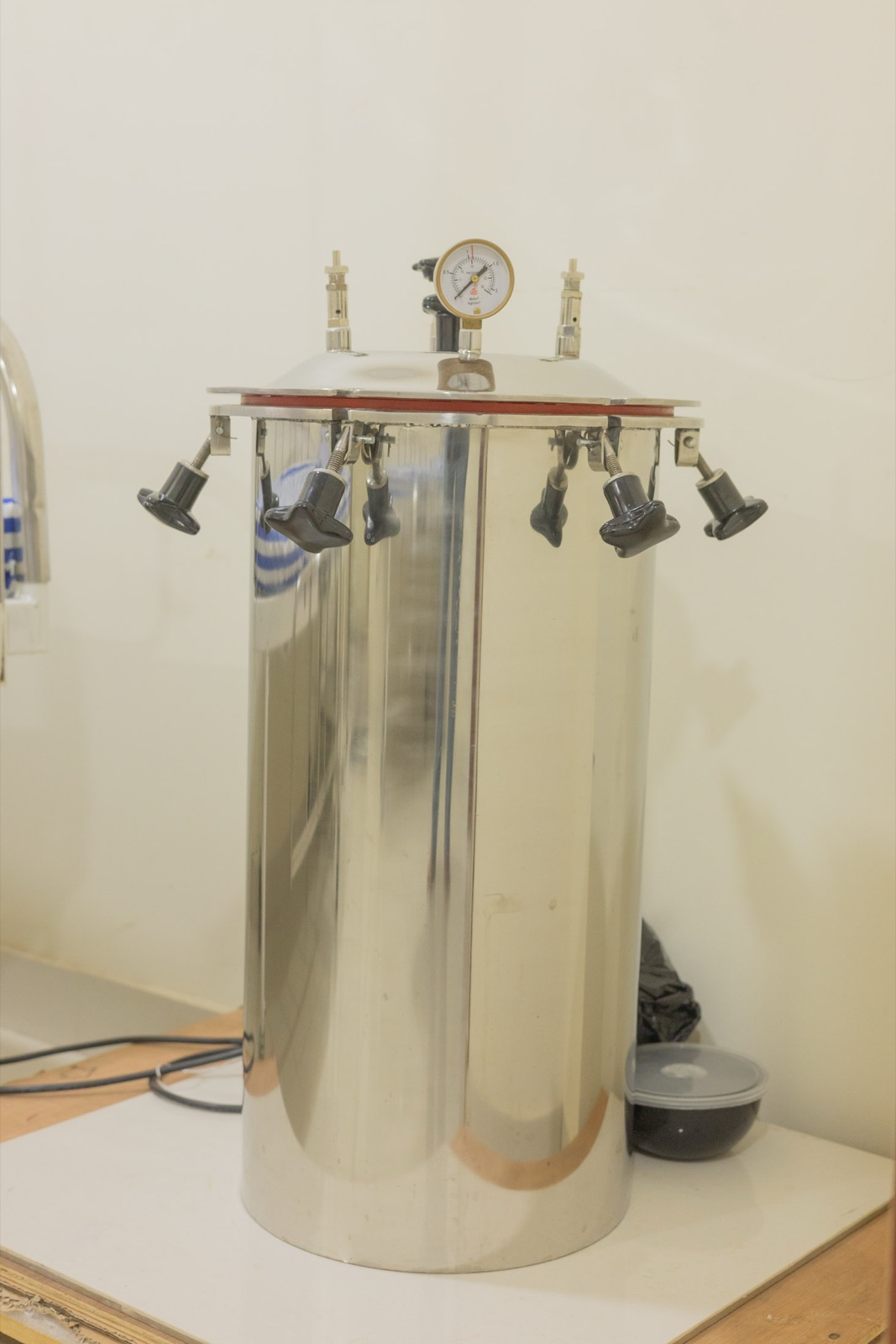 Stainless steel pressure autoclave for sterilising surgical instruments at Srishti SAFE clinic